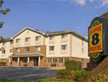 Super 8 by Wyndham Akron South / Green / Uniontown