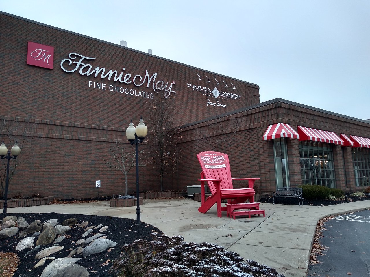 Fannie May Chocolate Factory